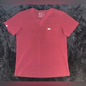 Figs Scrub Top Womens Medium Burgundy Catarina Two Pocket Technical Collection